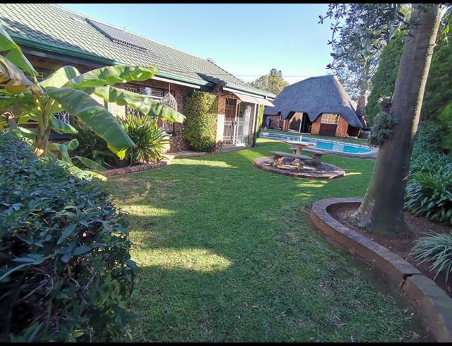 4 BEDROOM HOUSE FOR SALE IN VAALPARK
